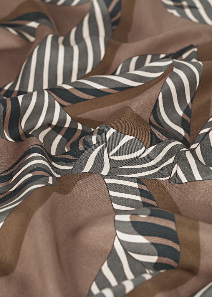 Knotted monogram silk scarf brown - 4