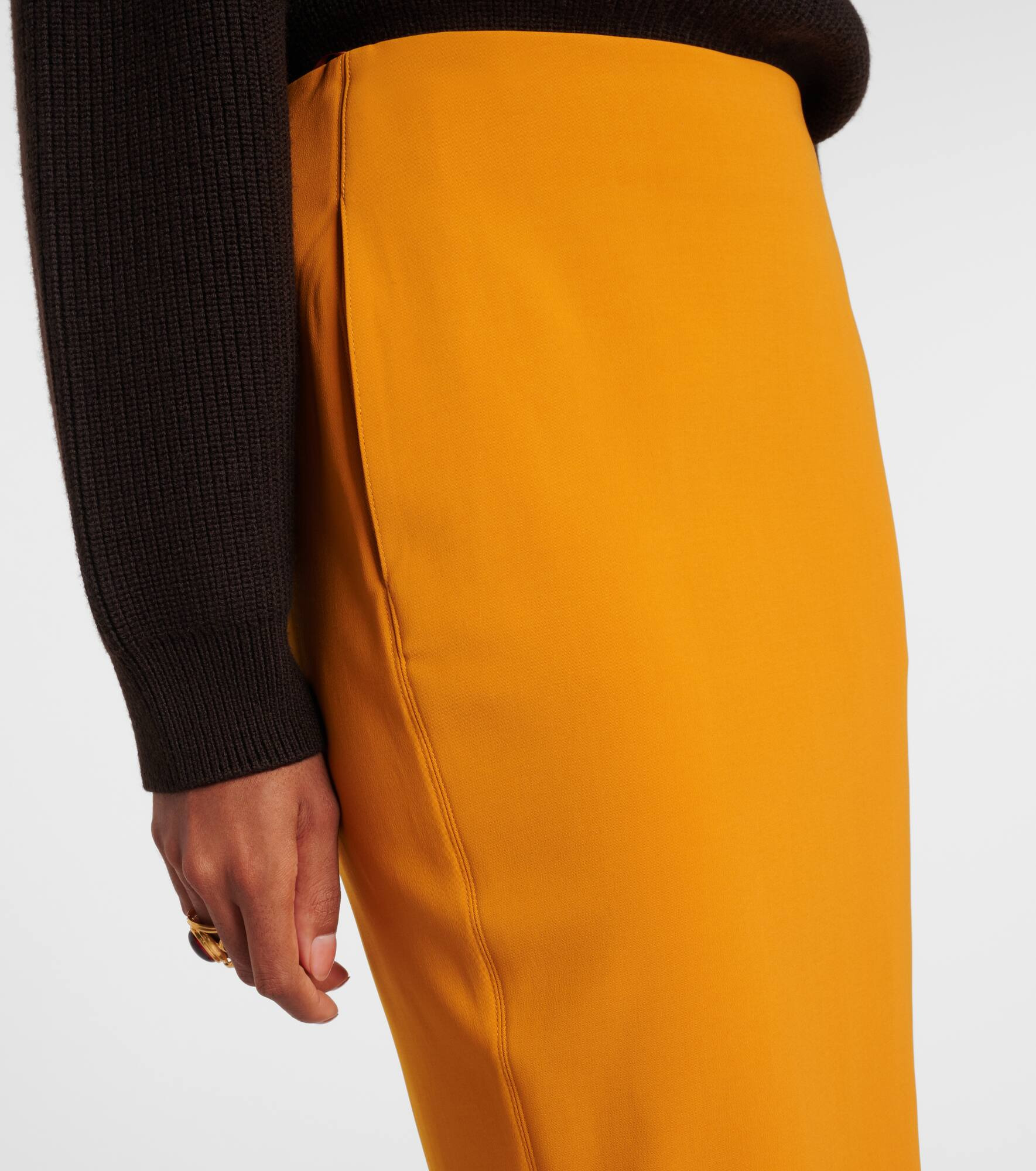 High-rise pencil skirt - 4