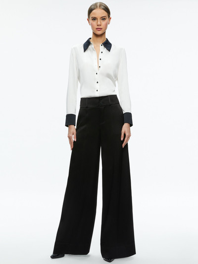 Alice + Olivia WILLA FITTED PLACKET TOP outlook