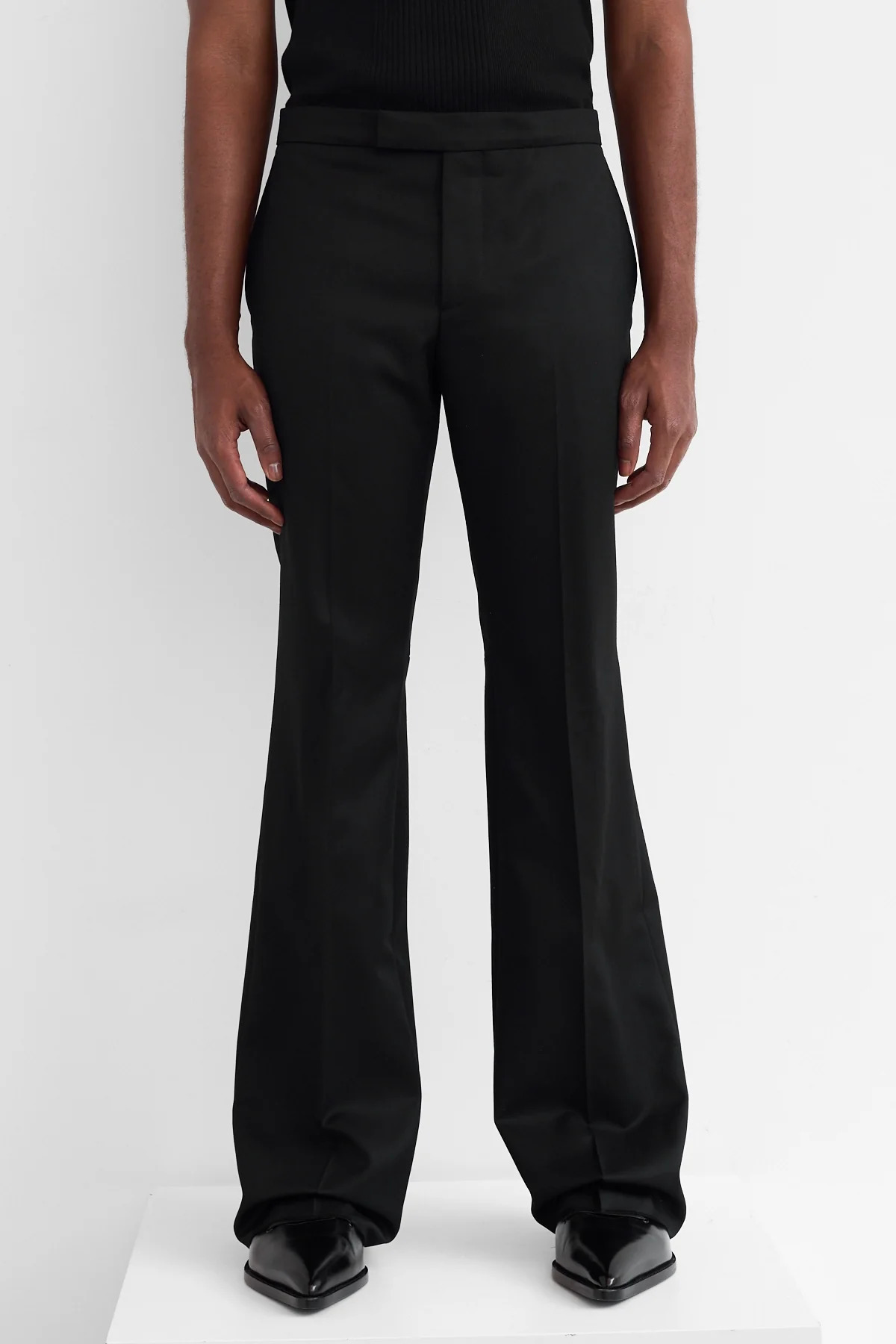 McQueen Kick Back Slim Trousers Black - 3