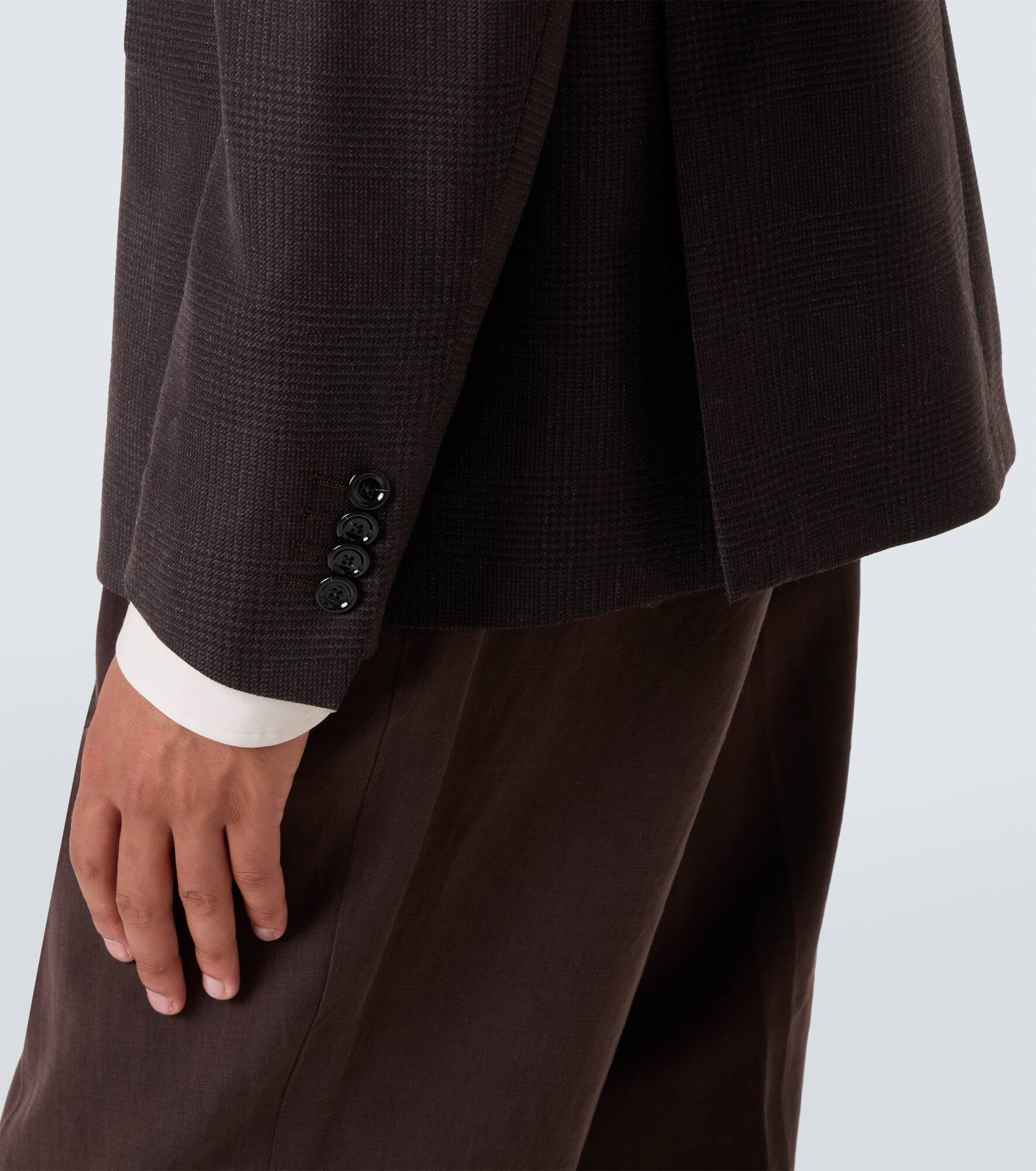 Double-breasted wool blazer - 6