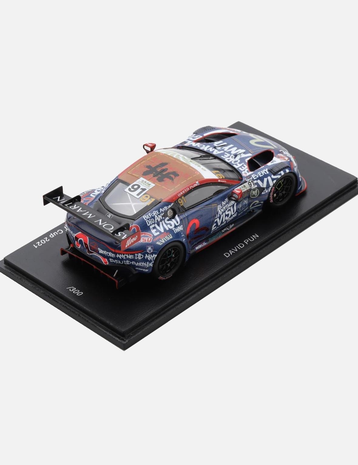 EVISU ASTON MARTIN GT3 MODEL CAR 1:43 - 4