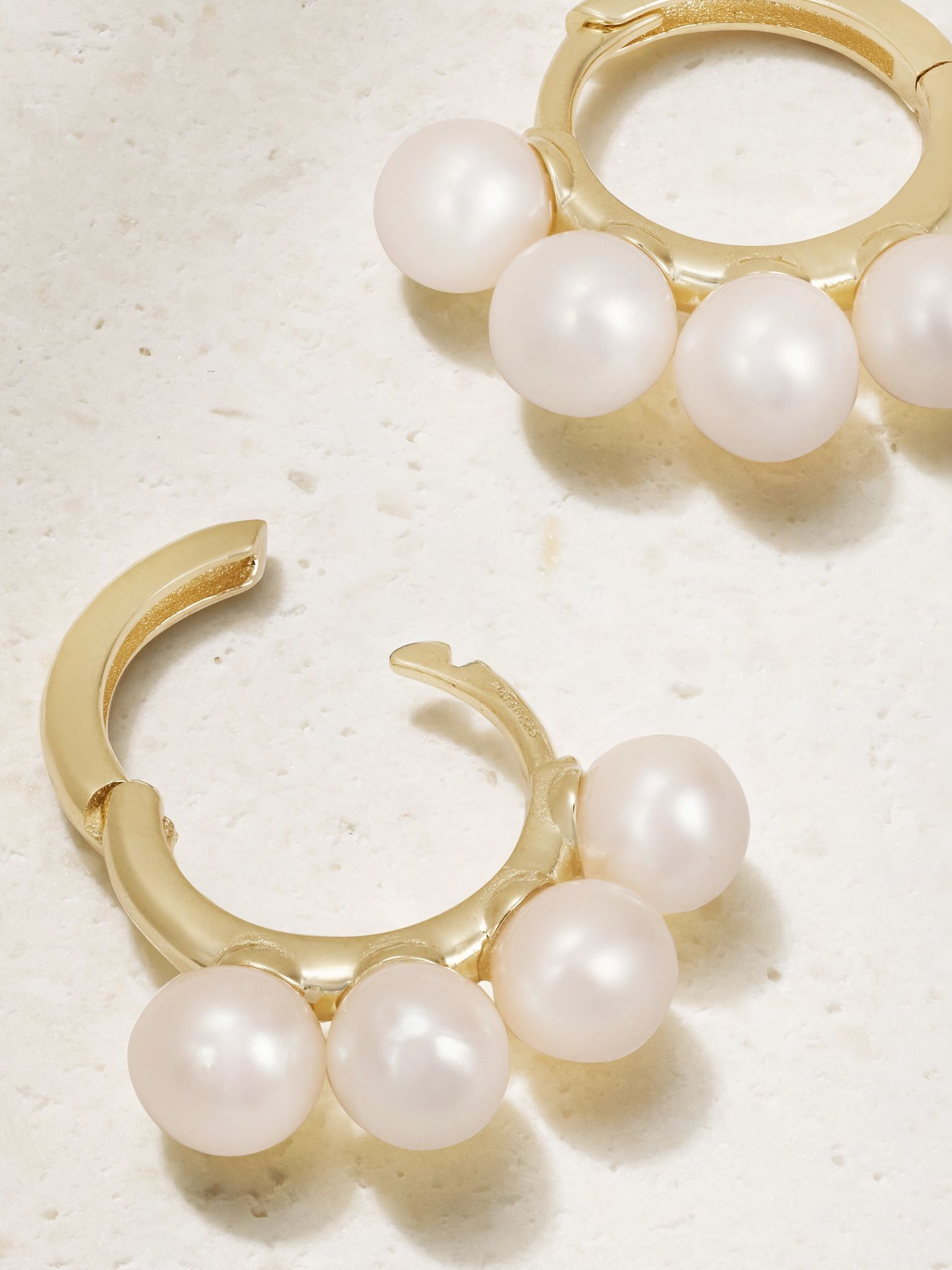 4 Point 14-karat gold pearl hoop earrings Gold - 3