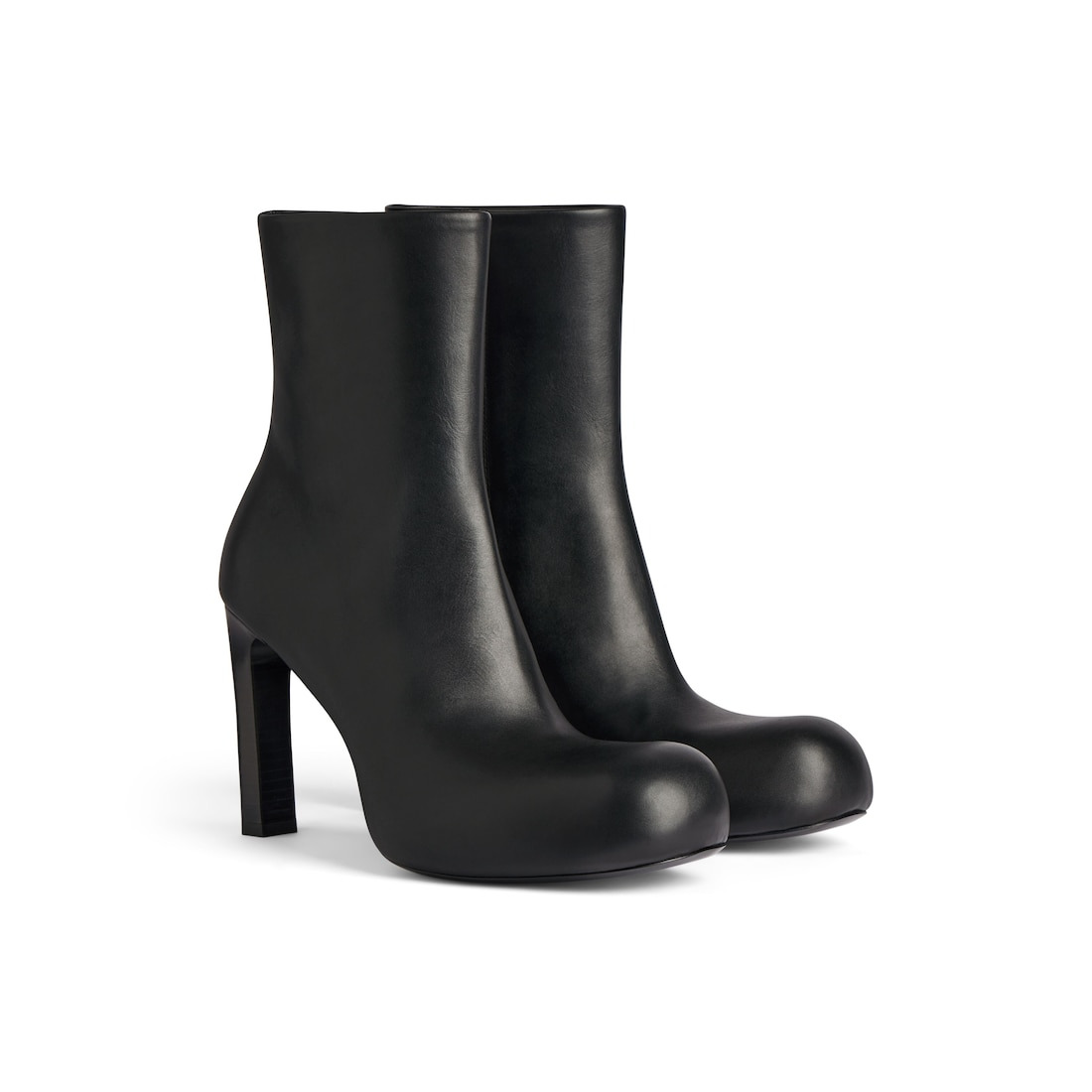 Women's Fargo Bootie in Black - 2