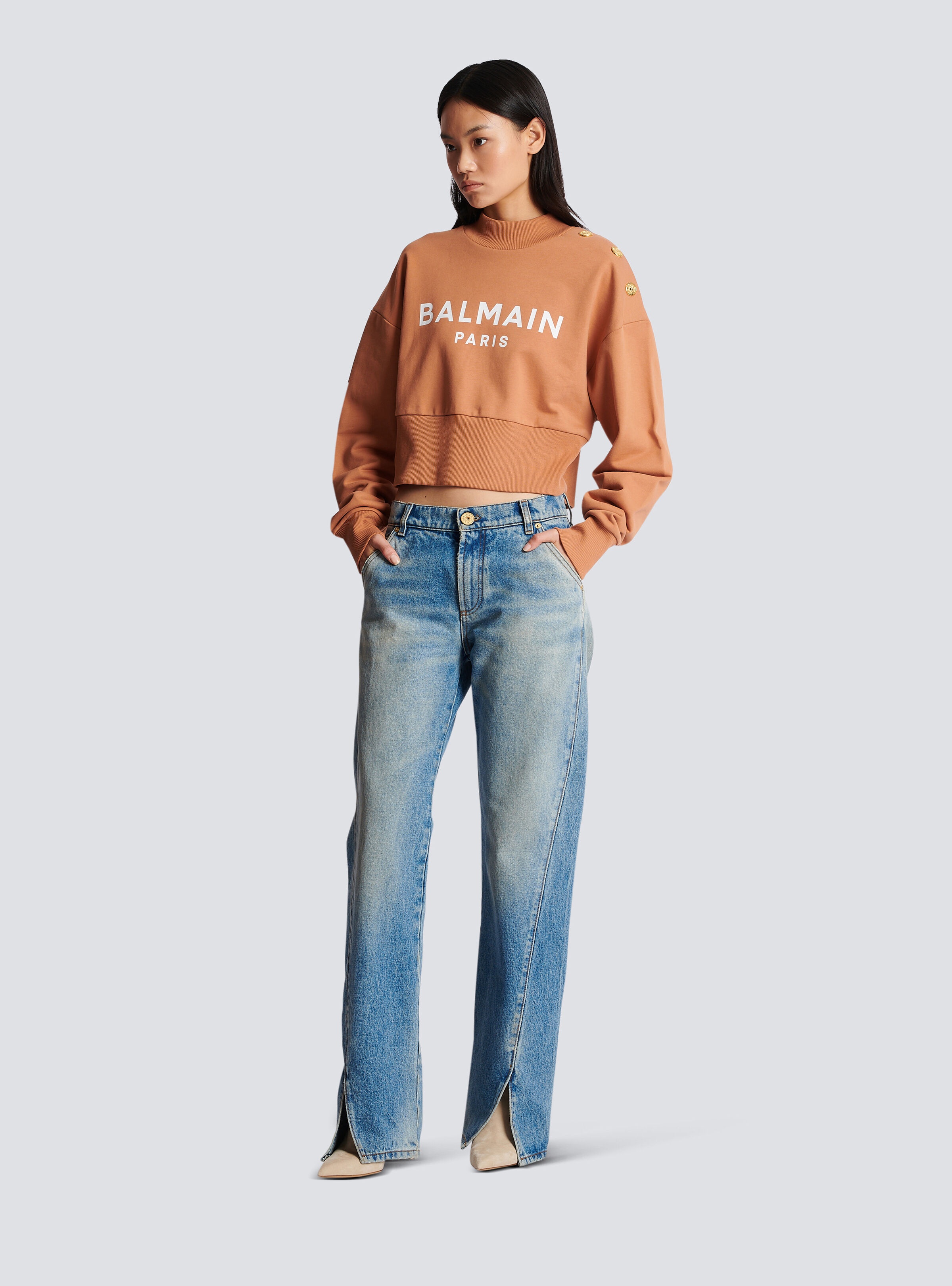 Cropped buttoned Balmain logo print sweatshirt - 3