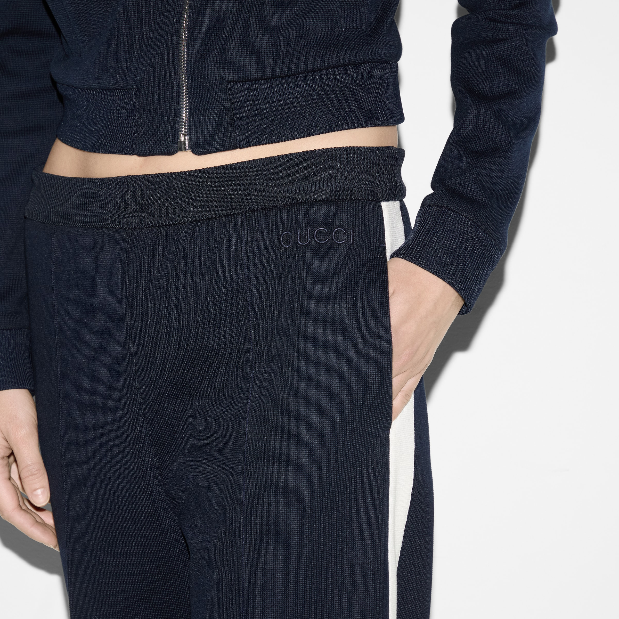 Cotton jersey pants with embroidery - 5