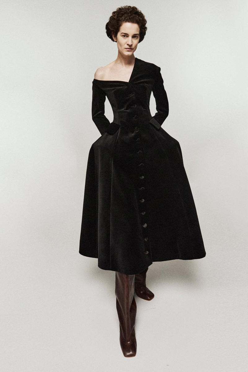 OFF SHOULDER BASQUE DRESS BLACK 1