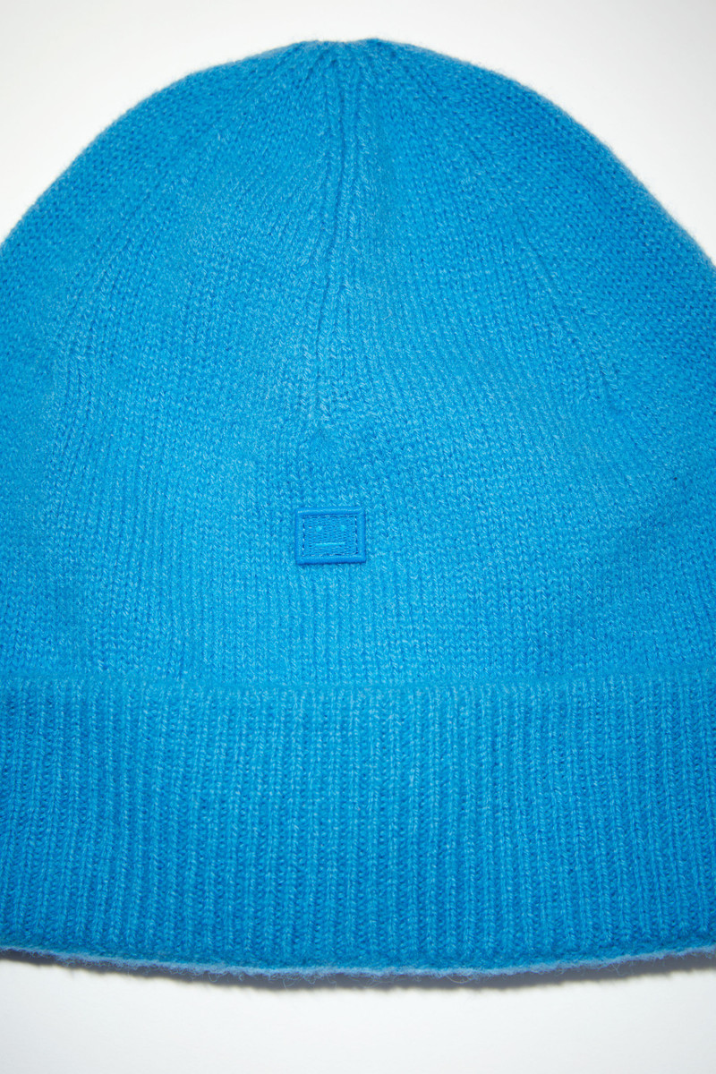 Micro face patch beanie - Sapphire blue 4