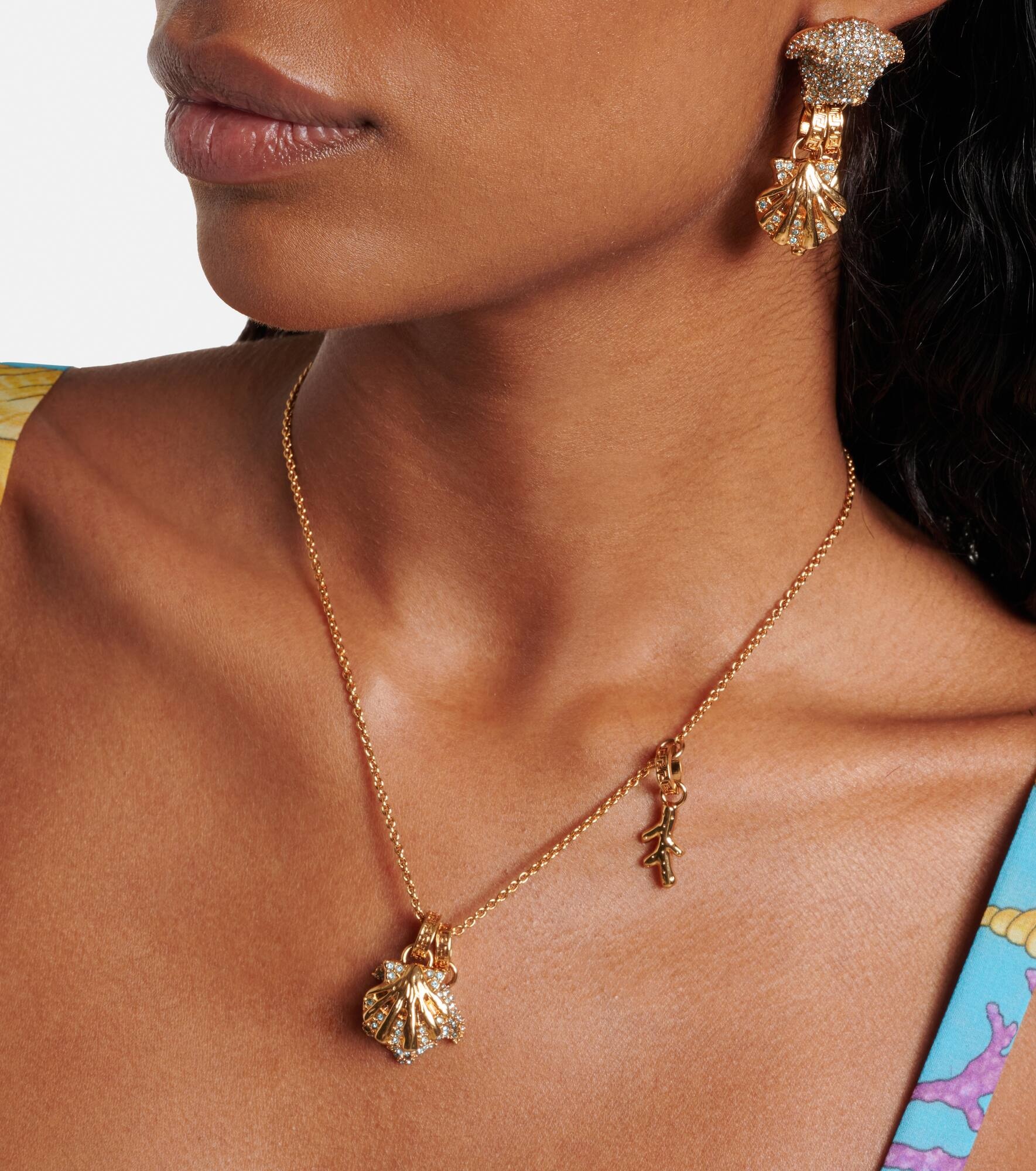 Medusa crystal-embellished charm necklace - 5