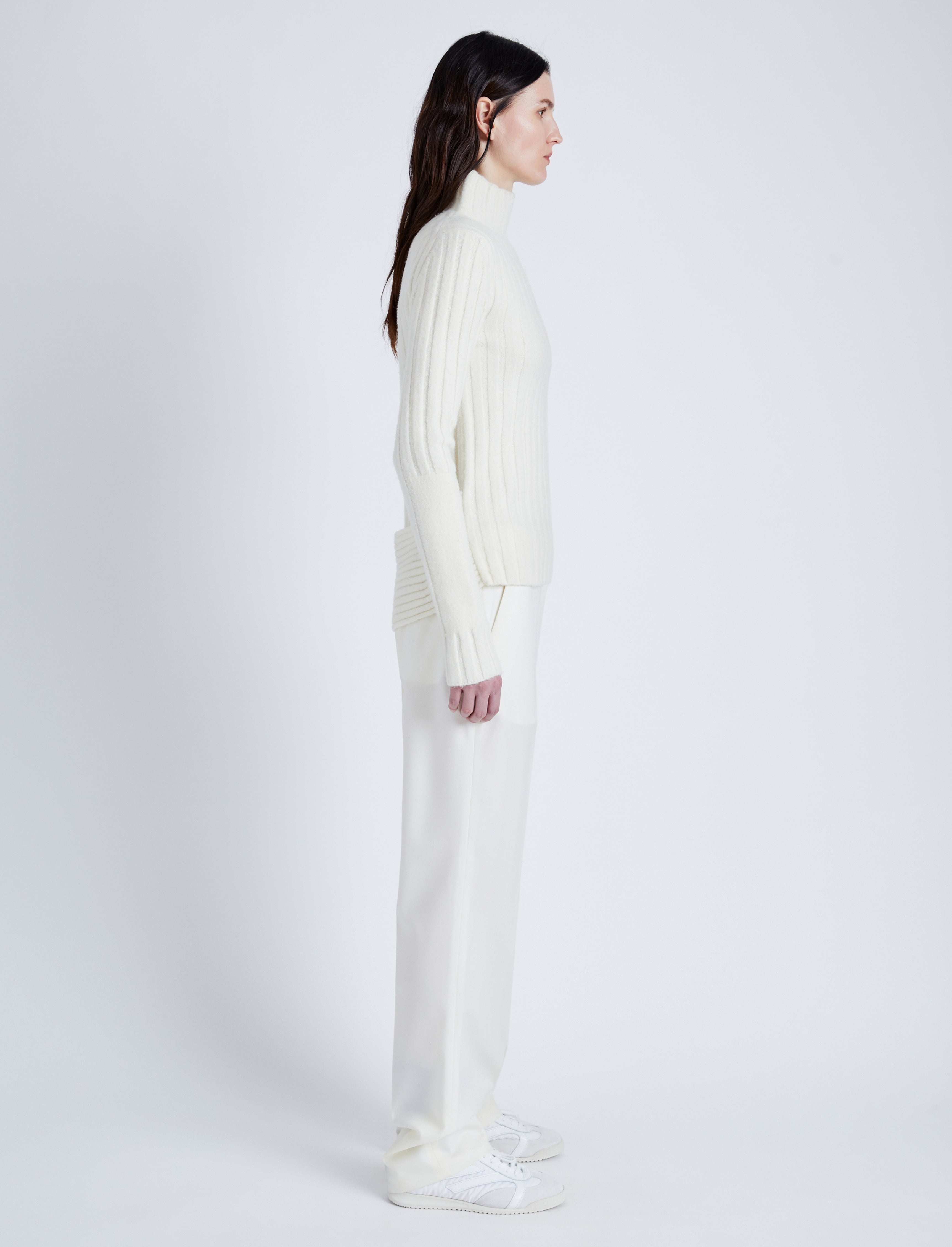 Haven Sweater in Midweight Cashmere Rib - 4