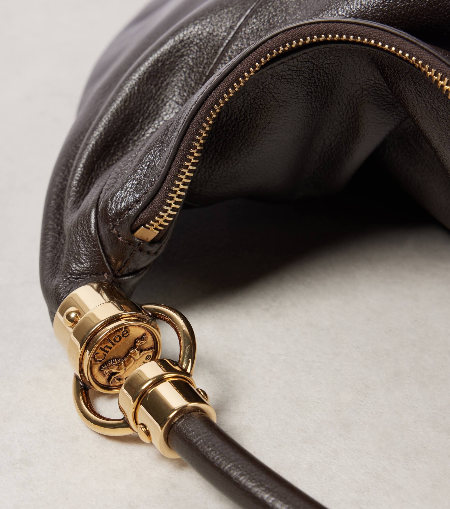Foulard leather shoulder bag - 6