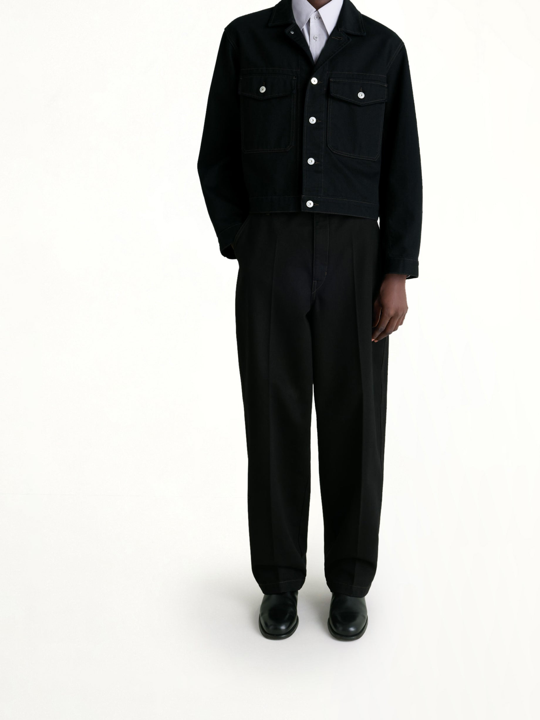 Trucker Jacket in Black - 4