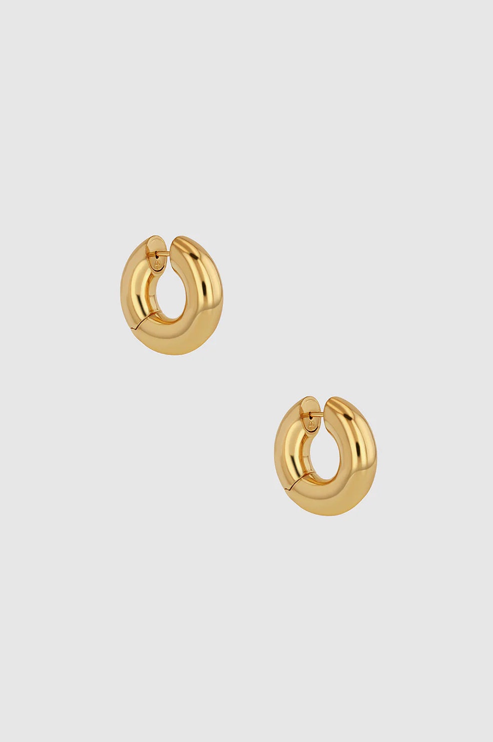 Small Bold Link Hoops - Gold - 3
