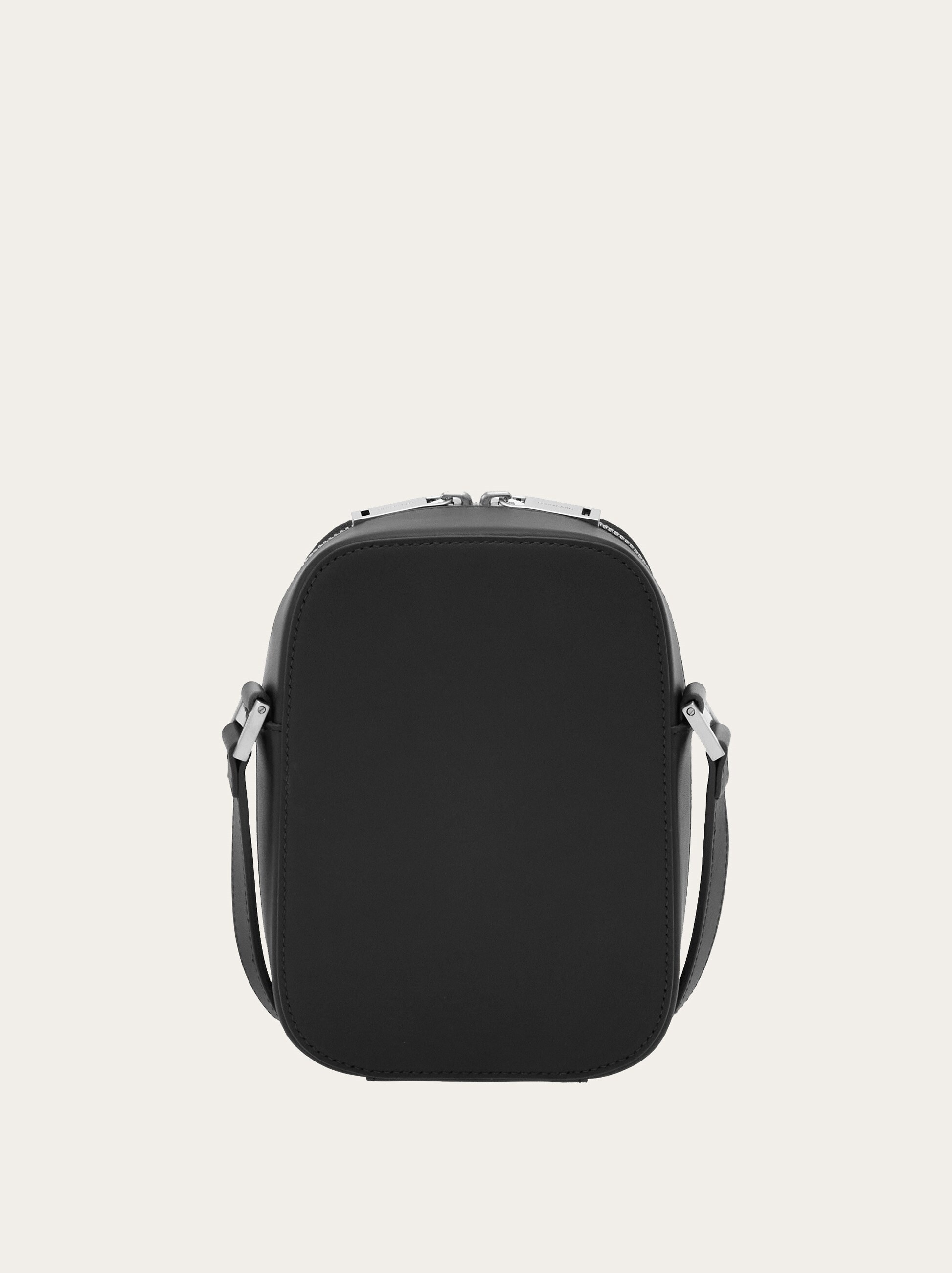 Compact crossbody bag - 4