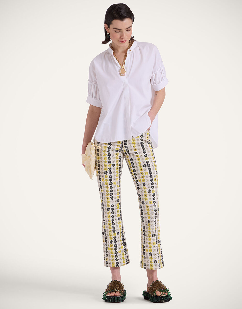 The Cropped Flare Jean - 6