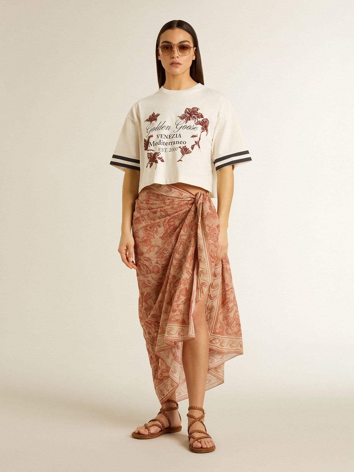 Sarong in cotton voile with all-over print in white and brick red - 3