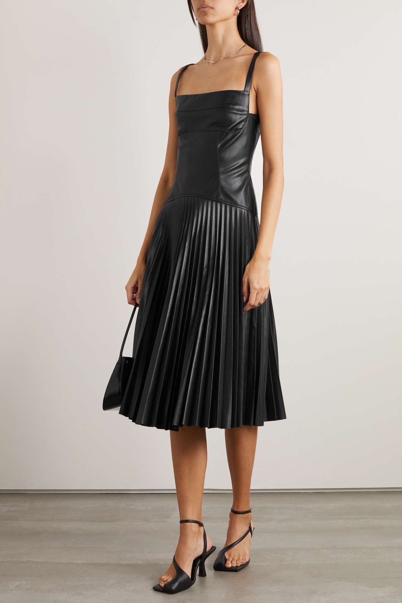 Paneled plissé-faux leather dress - 2