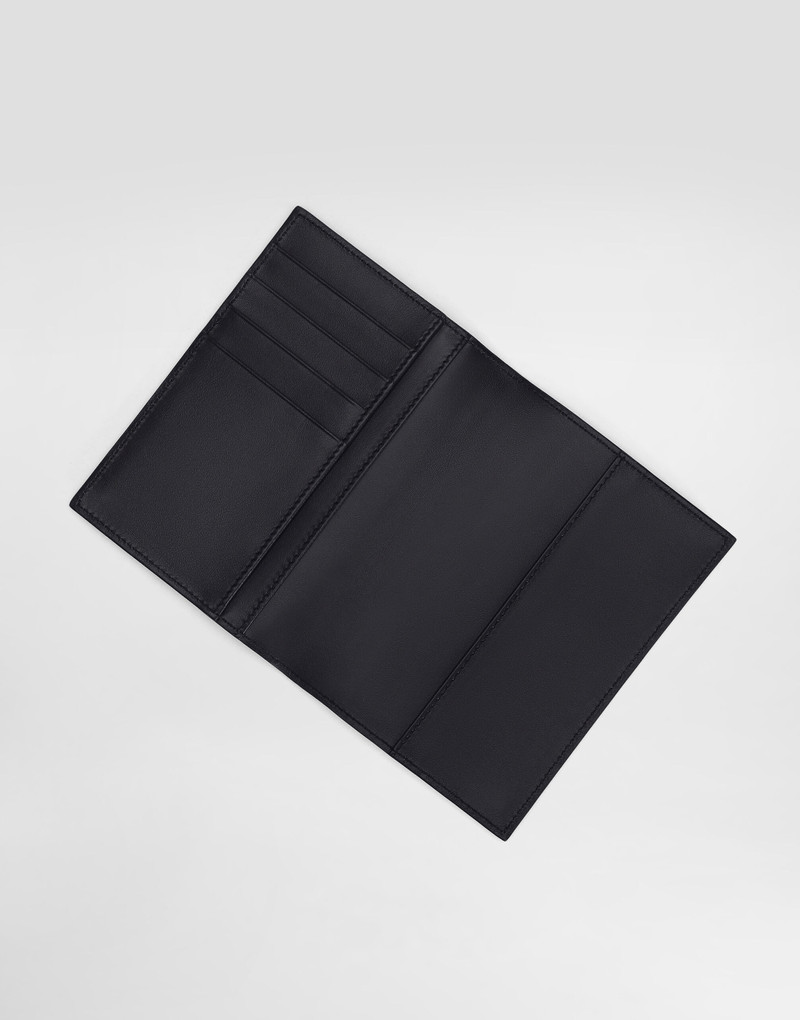 Calfskin passport case 4