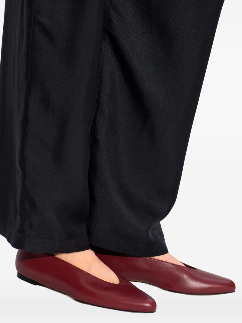 point leather pumps 5