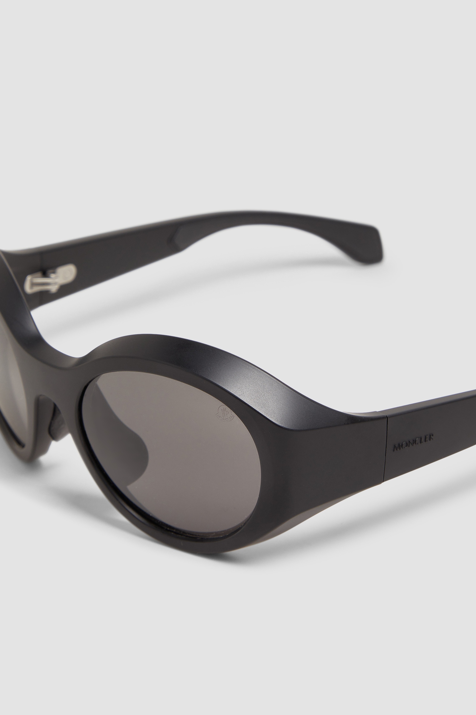 Futuro Round Sunglasses - 4