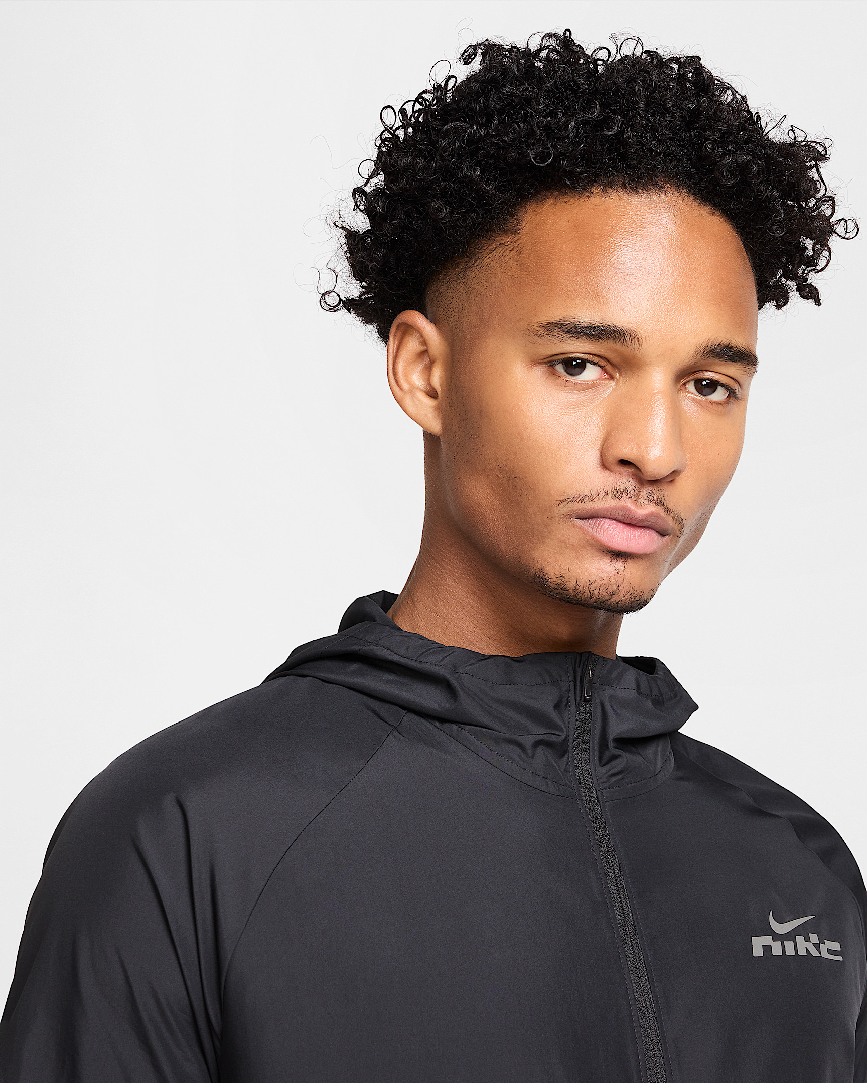 Nike Miler Flash Men's Water-Repellent Running Jacket - 3