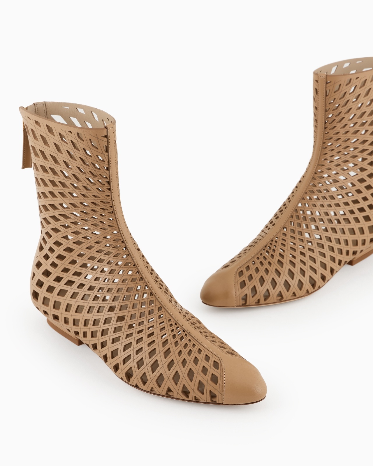LEATHER ANKLE BOOTS - 5