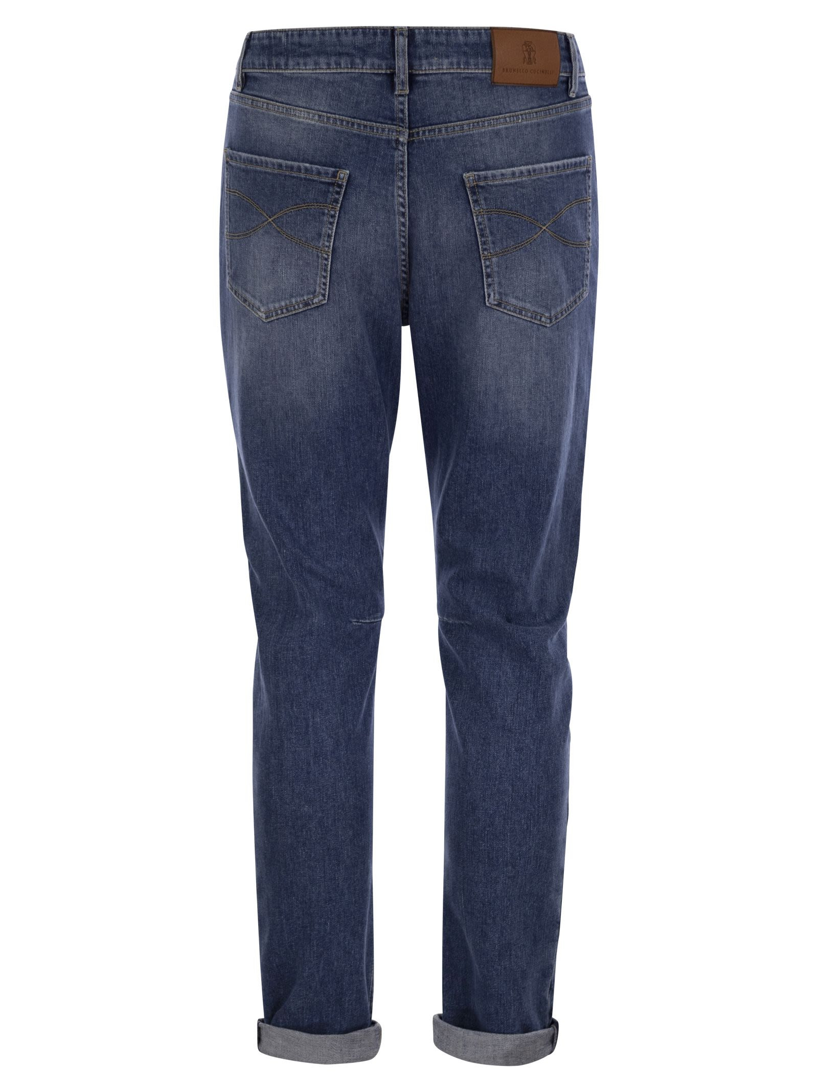 Brunello Cucinelli Men Five-Pocket Leisure Fit Trousers In Lightweight Denim - 2