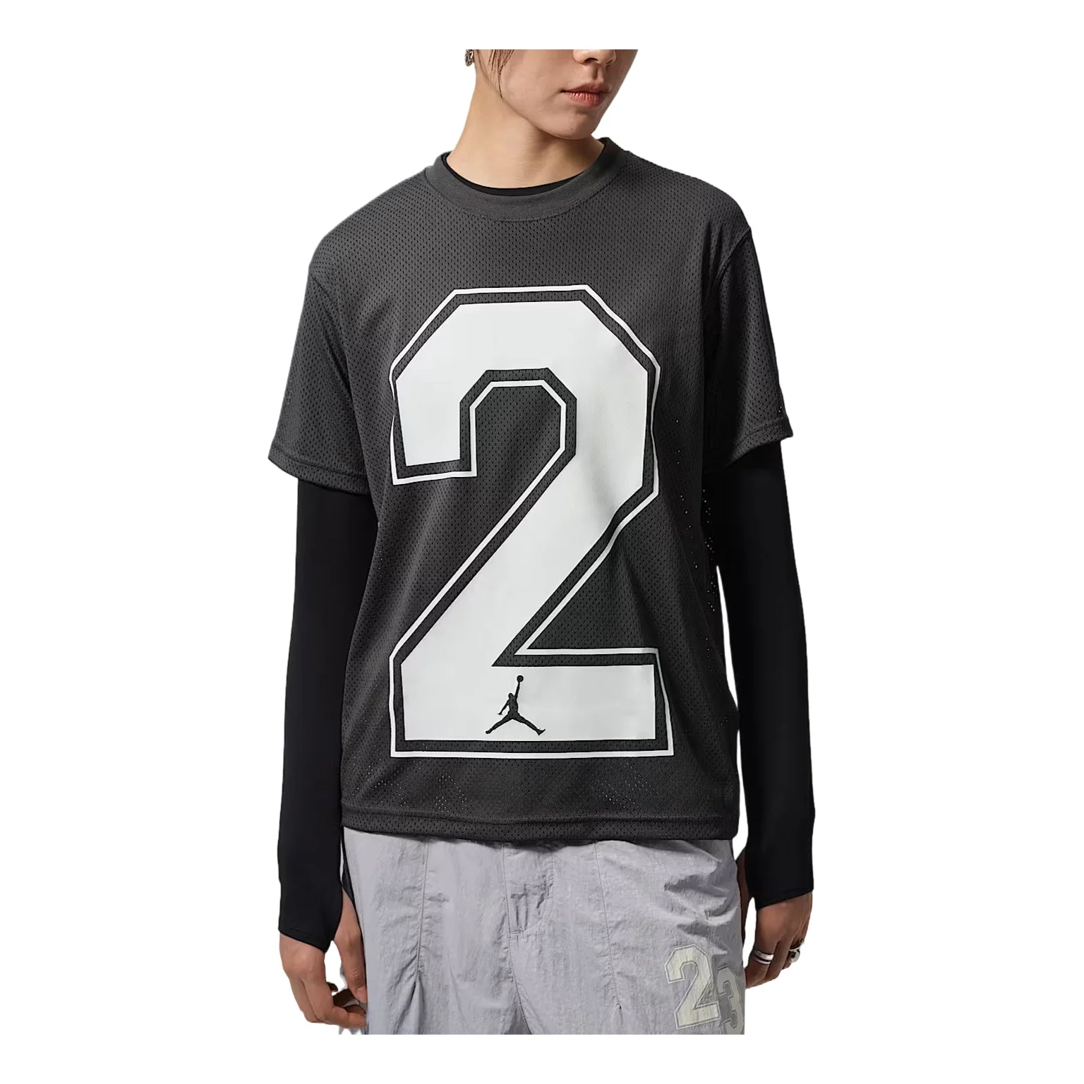 (WMNS) Jordan Flight Girlfriend T-Shirt 'Anthracite' IW1300-060 - 1