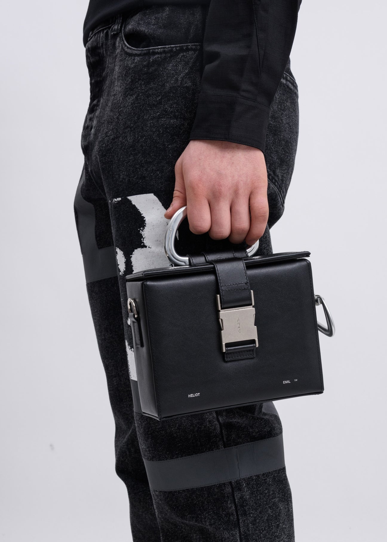 BLACK LEATHER CARABINER BOX BAG - 3