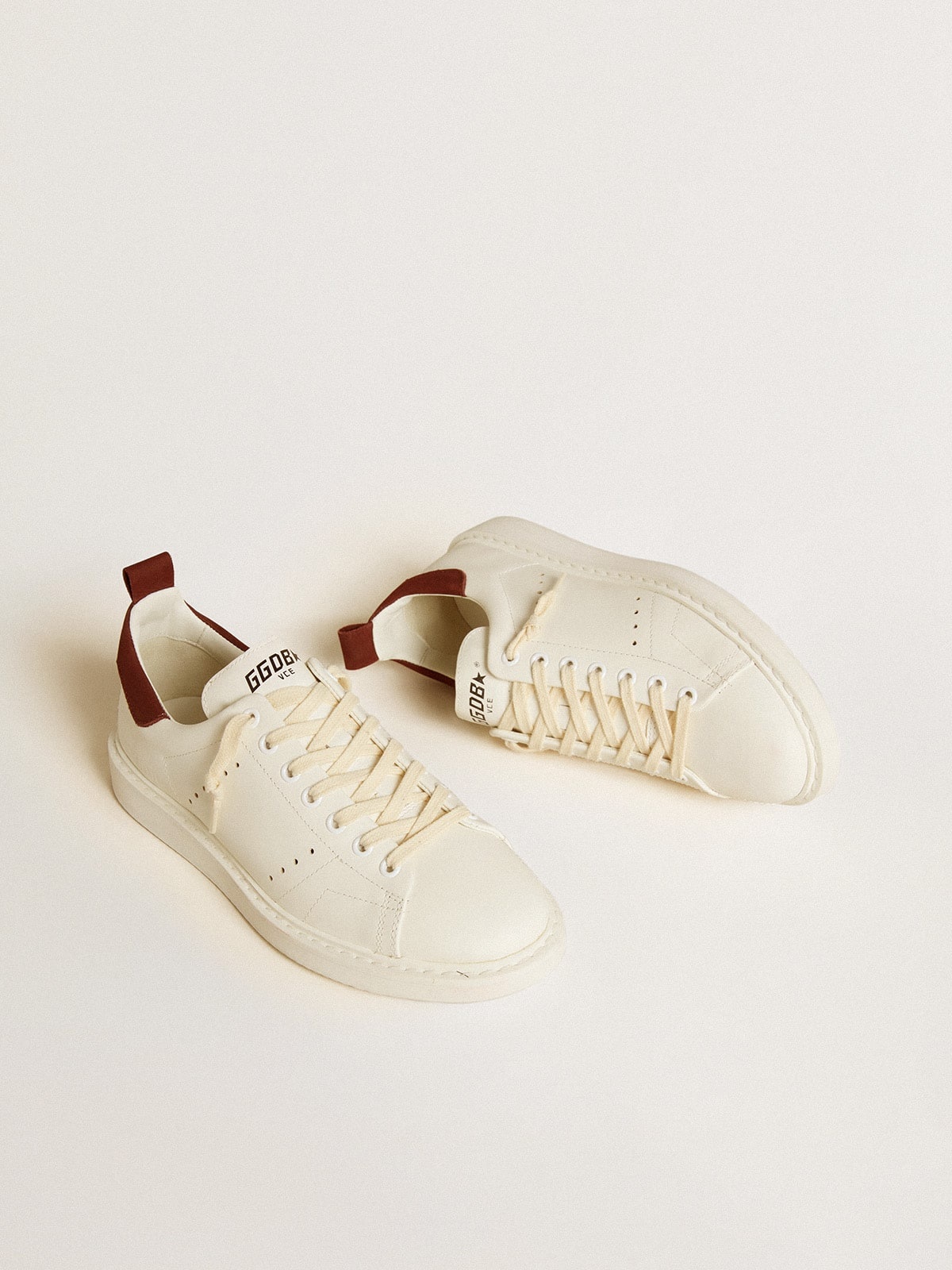 Women's Starter in white leather with burgundy nubuck heel tab - 2