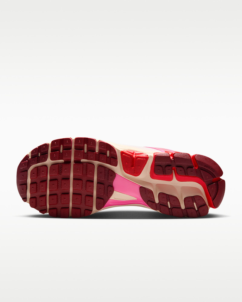 Nike Nike Zoom Vomero 5 Women's Shoes outlook