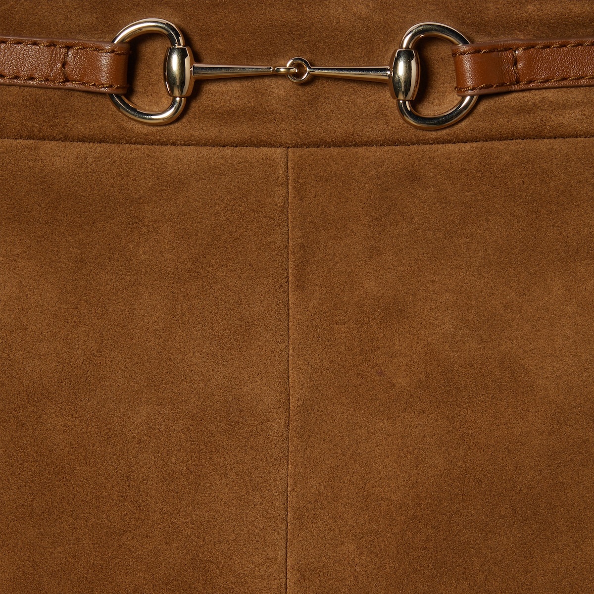 Suede shorts with Horsebit belt - 7