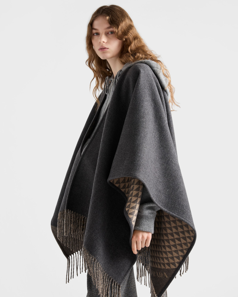 Reversible wool and cashmere poncho 4