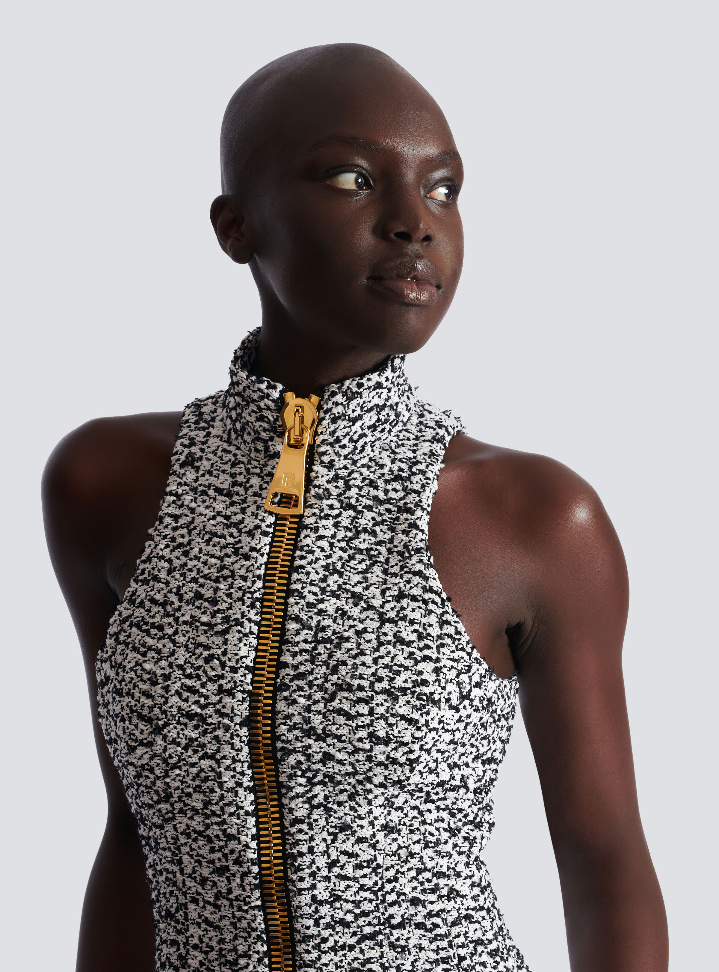 Sleeveless flared tweed dress - 7