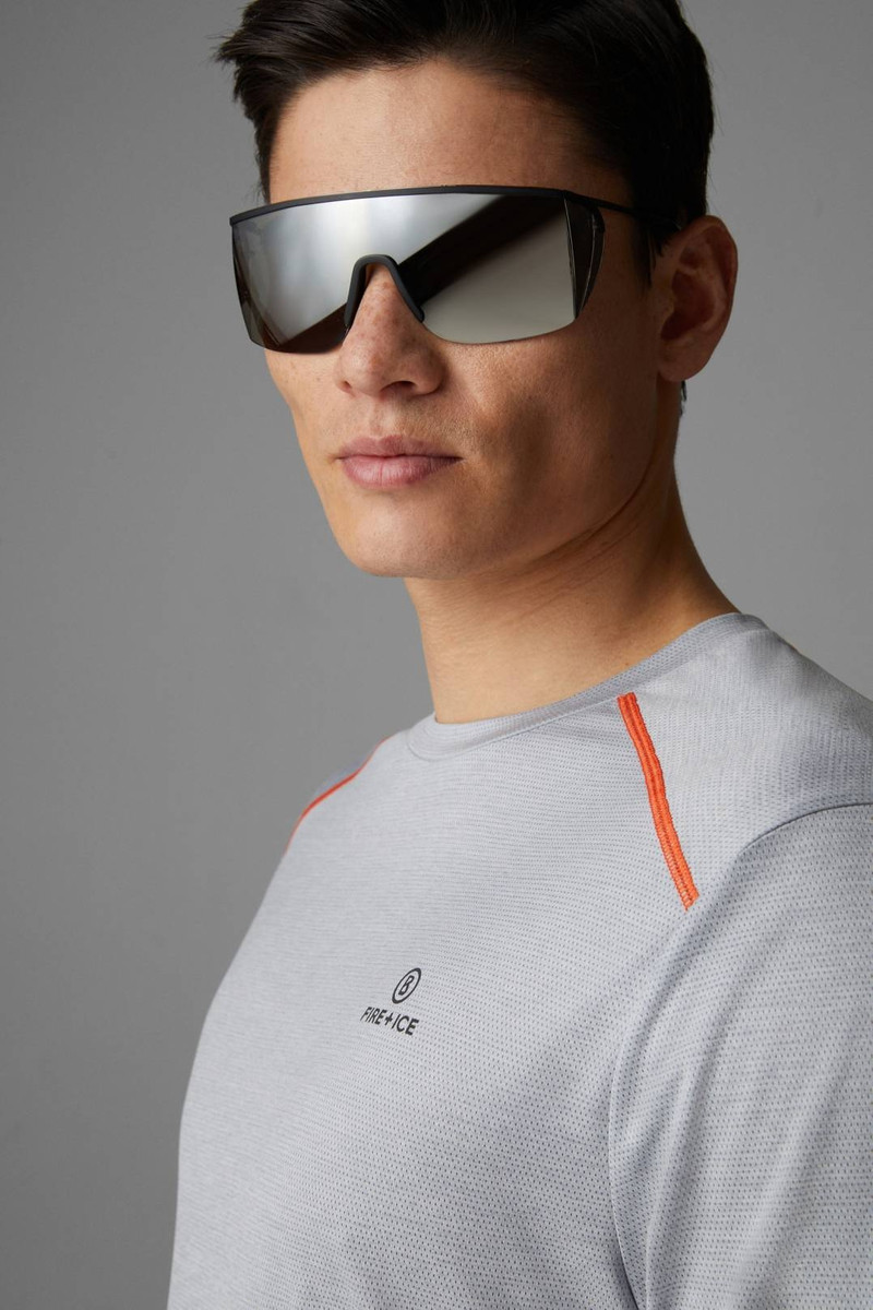 ASHTON FUNCTIONAL T-SHIRT IN LIGHT GRAY 4