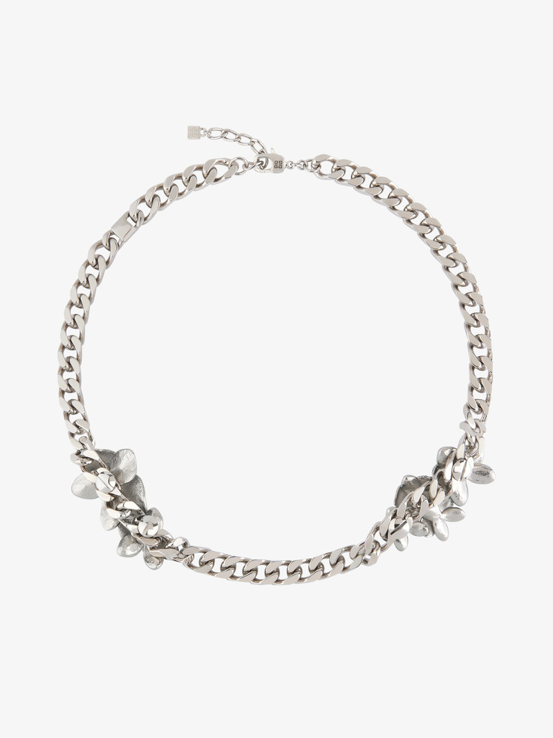 FLOWER NECKLACE IN METAL AND ENAMEL 4