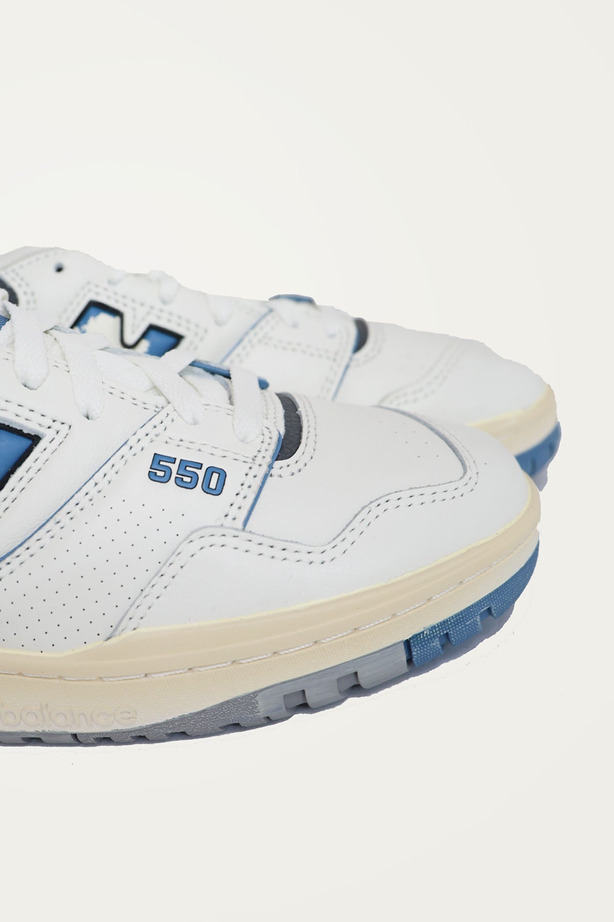 550 - Baby Blue/White Distressed - 4