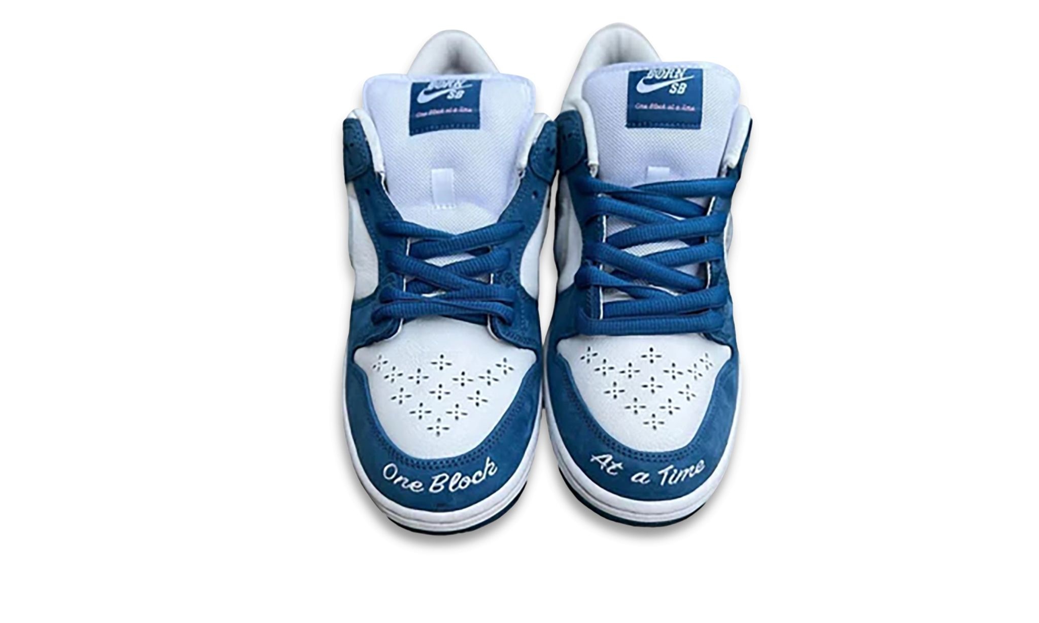 SB Dunk Low "Born x Raised" - 2