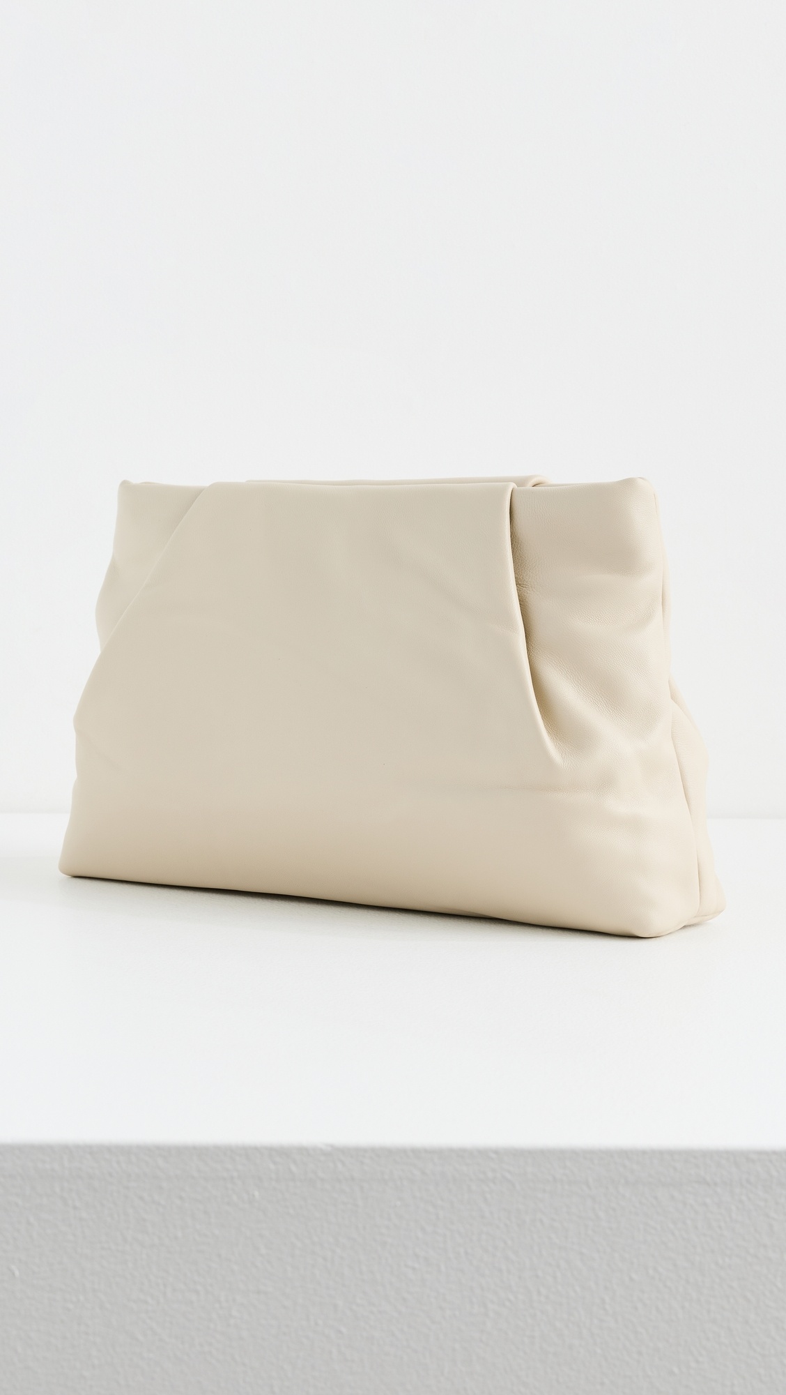Soft Tuck Clutch - 3