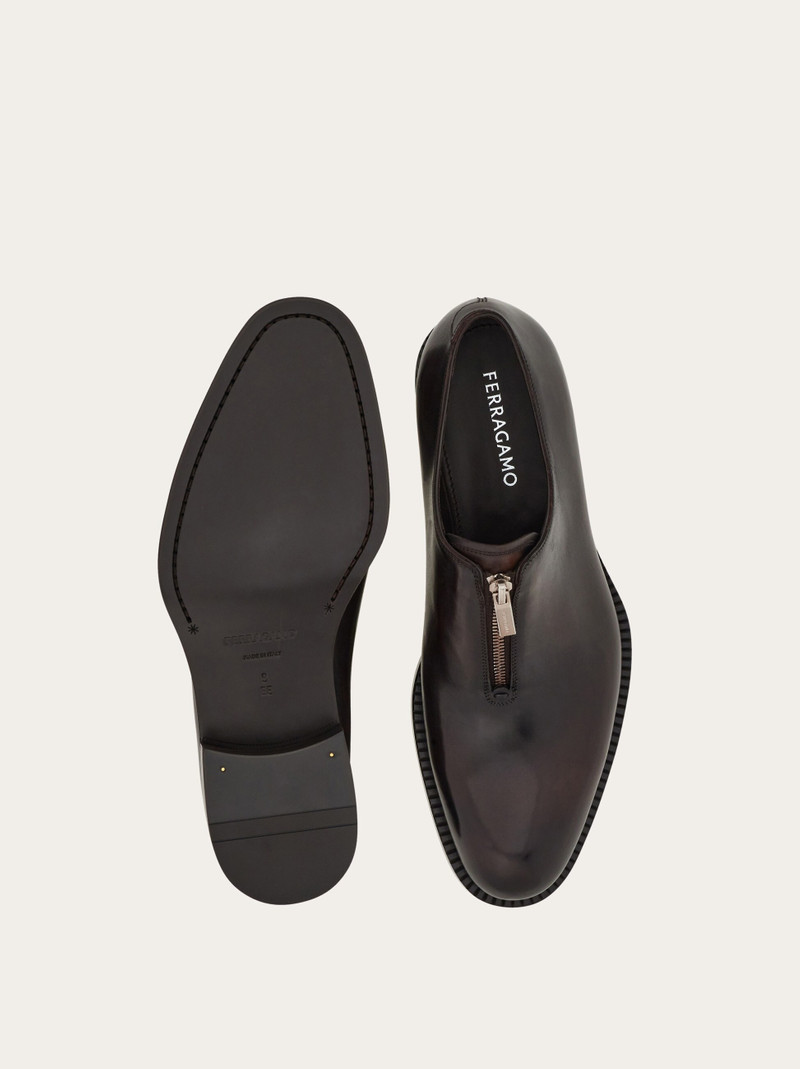 Derby shoe with zip detail 6