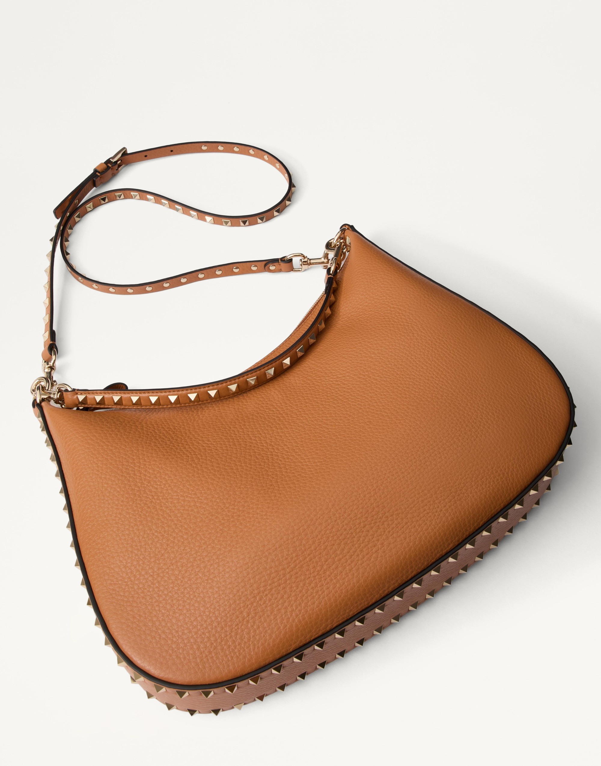 VALENTINO GARAVANI ROCKSTUD HOBO BAG IN GRAINY CALFSKIN - 5