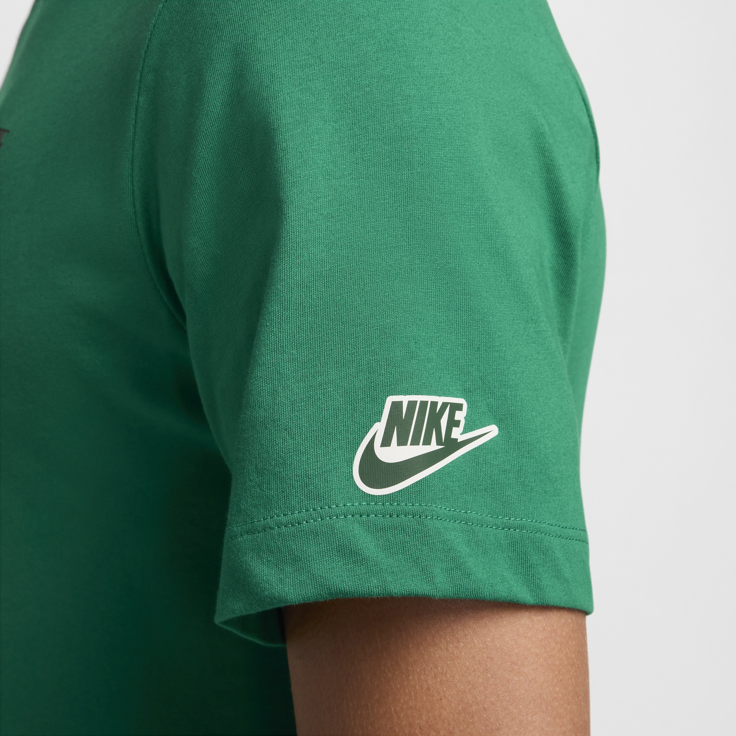 Nike Club Men's T-Shirt - 4