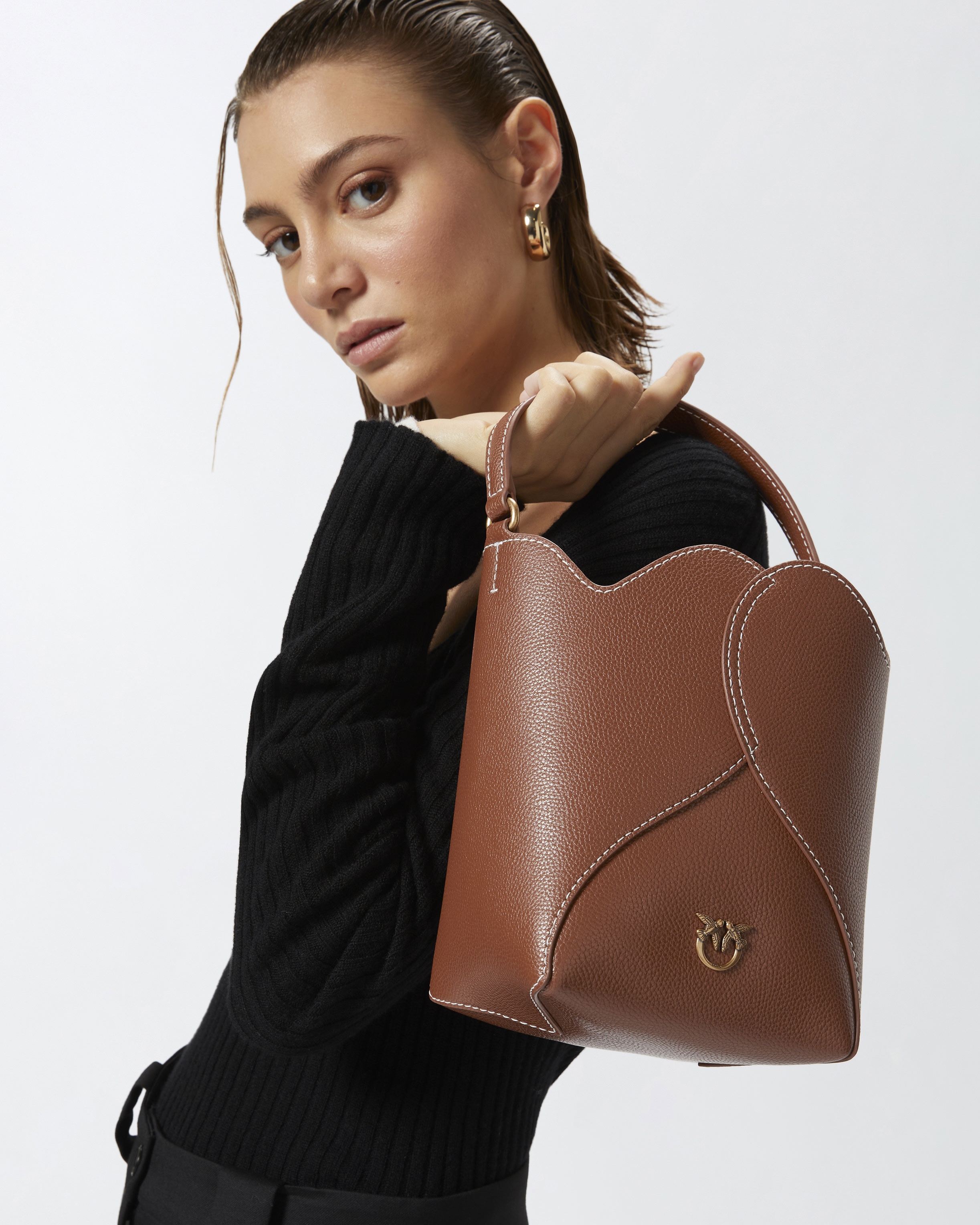 HEART MINI LEATHER BUCKET BAG WITH SHOULDER STRAP - 6