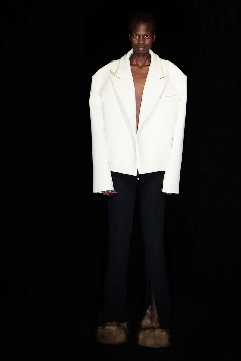 OVERSIZED TUXEDO JACKET IVORY 9