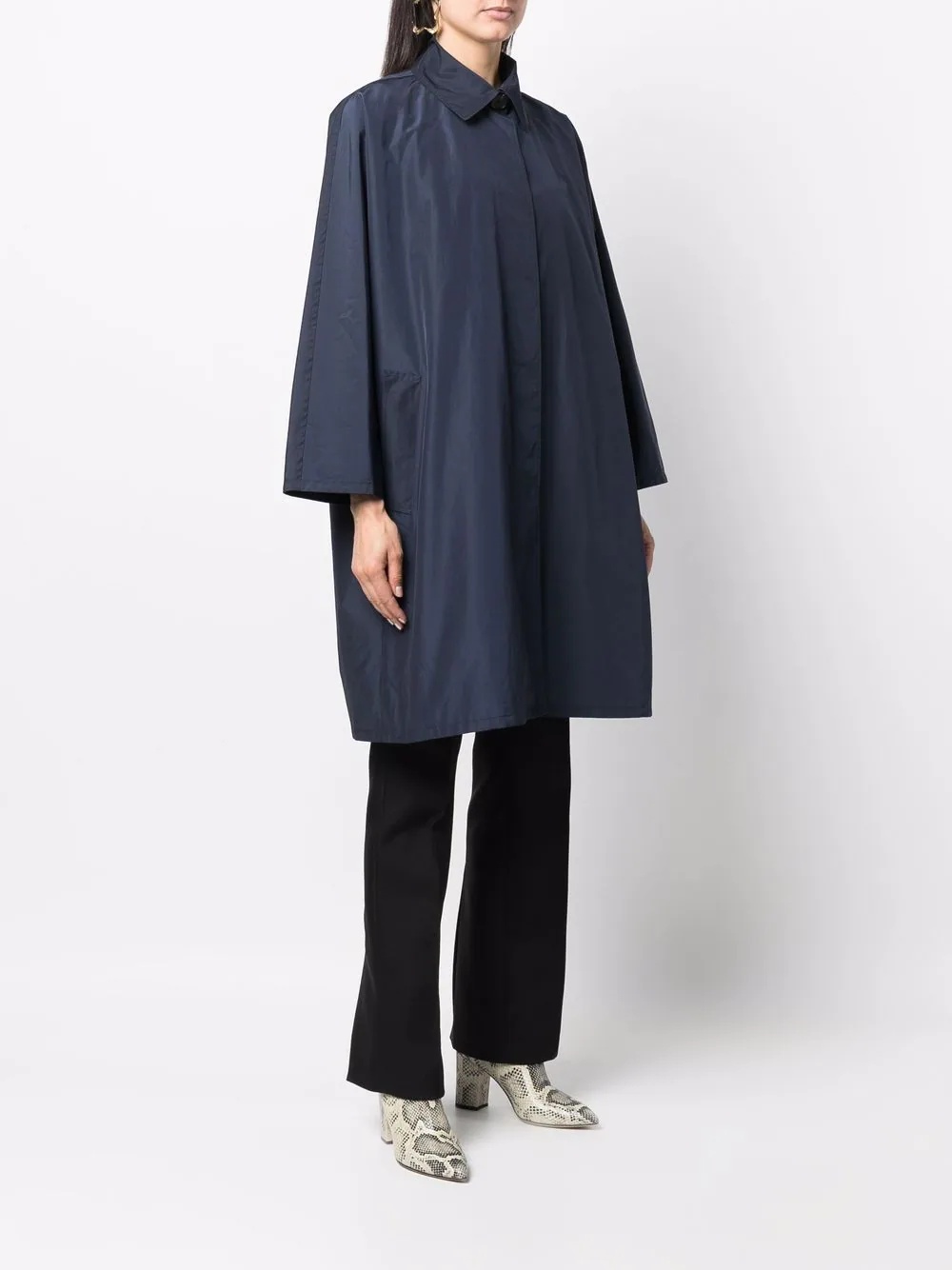 concealed-front fastening coat - 3