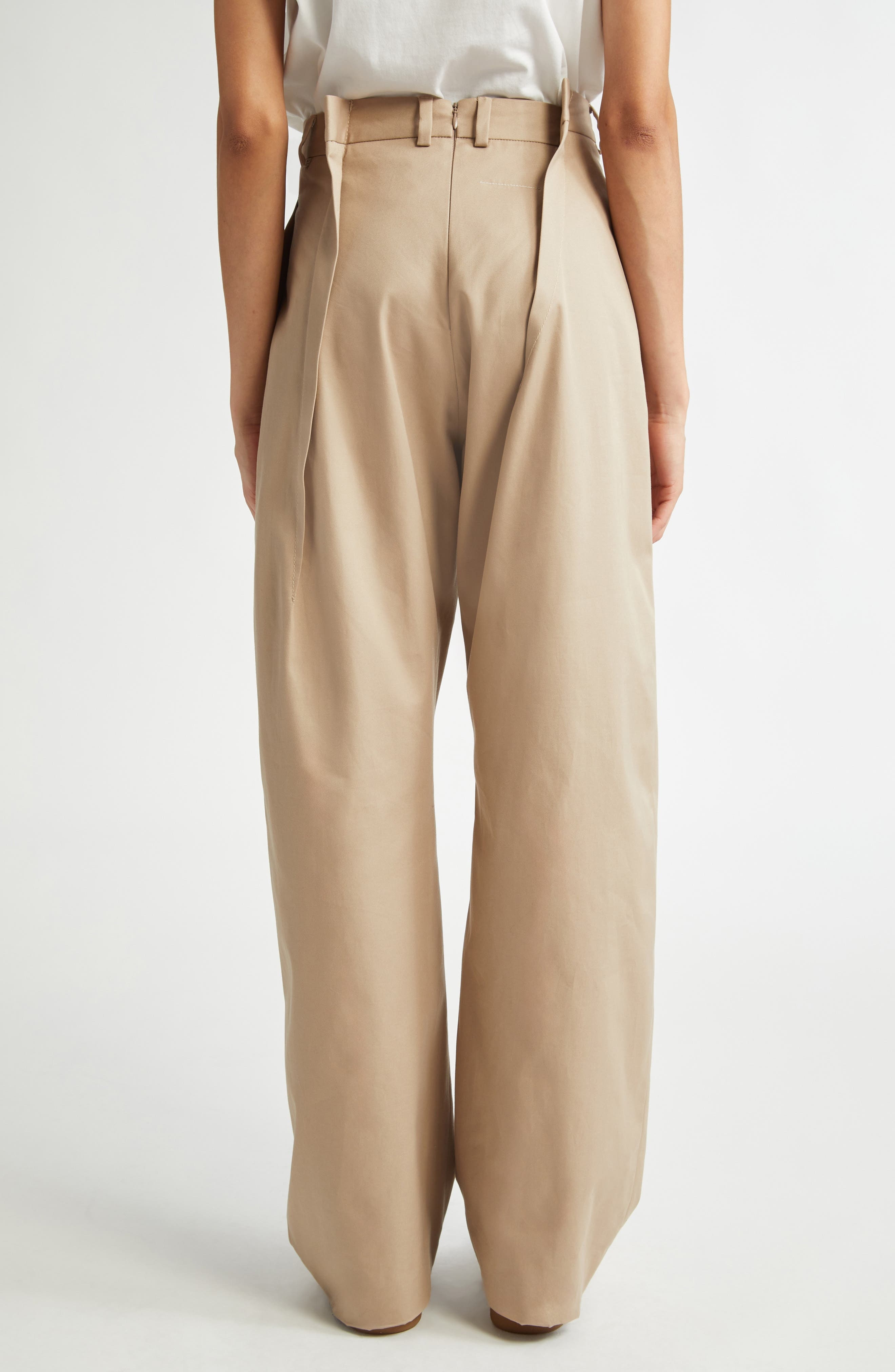 MM6 Maison Margiela Pleated Cotton Gabardine Straight Leg Pants in Sand at Nordstrom - 3