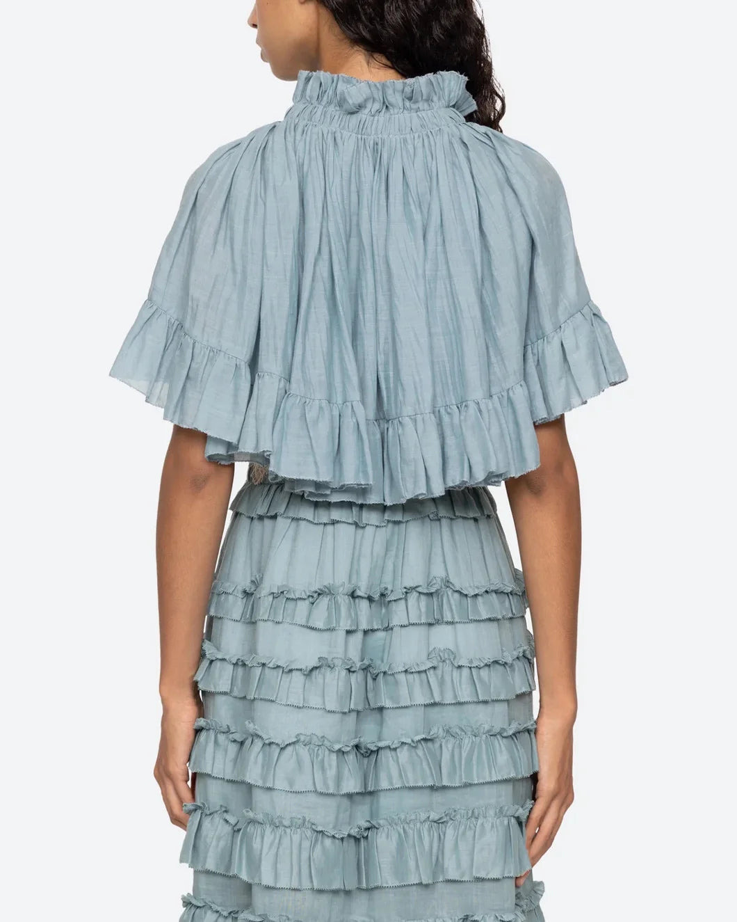 ANISE CAPE - 3