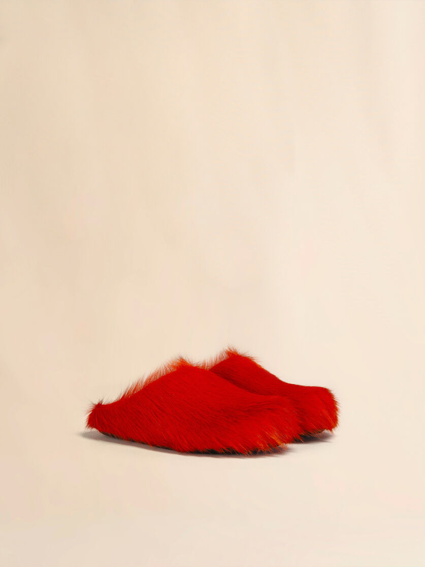 ORANGE LONG HAIR CALFSKIN FUSSBETT SABOT - 2