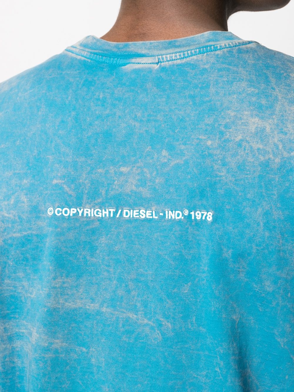 Acid-wash T-shirt - 5