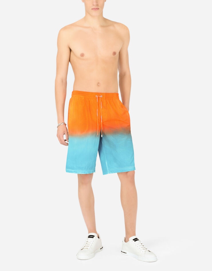 Long swim trunks with tie-dye print - 3